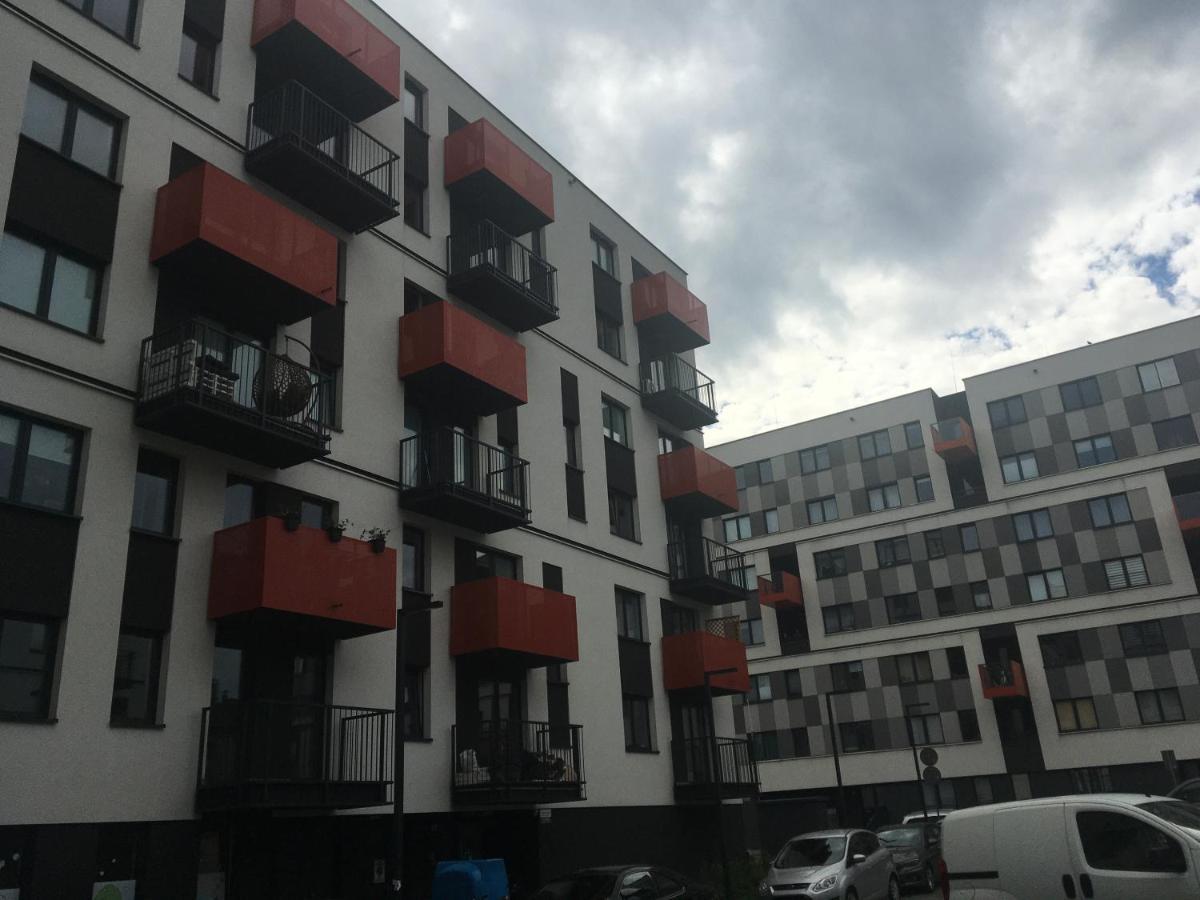 Sky One Apartment Krasków Exterior foto
